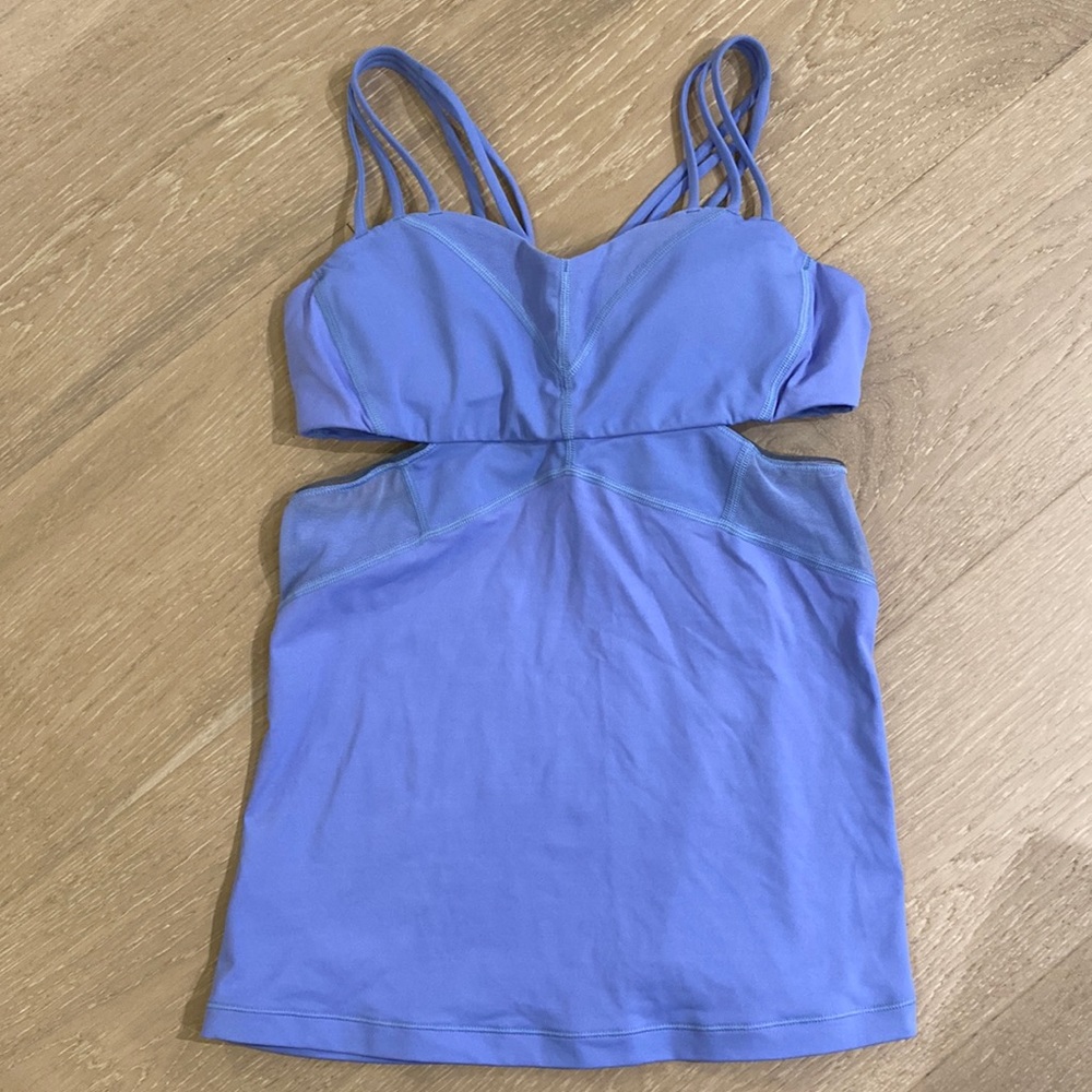 NWOT Lululemon tank